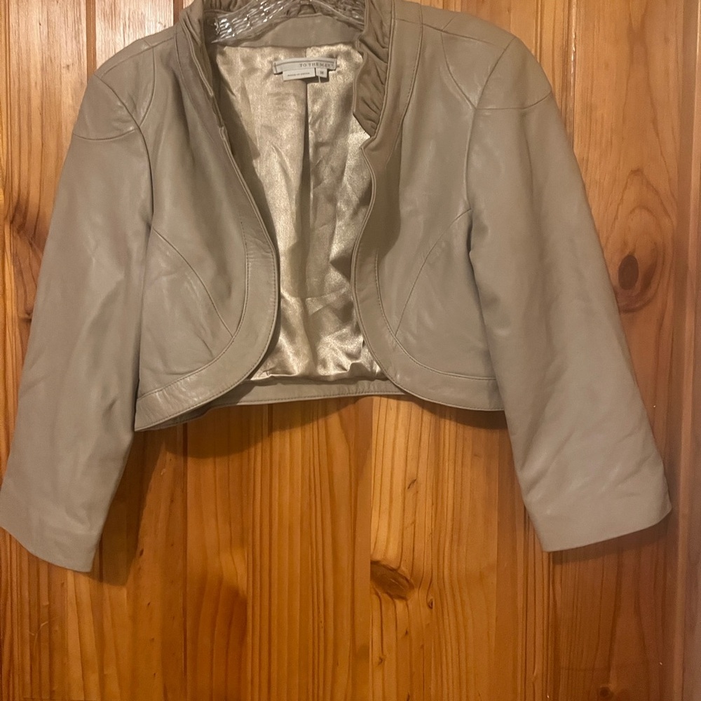 To the Max Tan Bolero Style  Leather Jacket Timeless Elegance